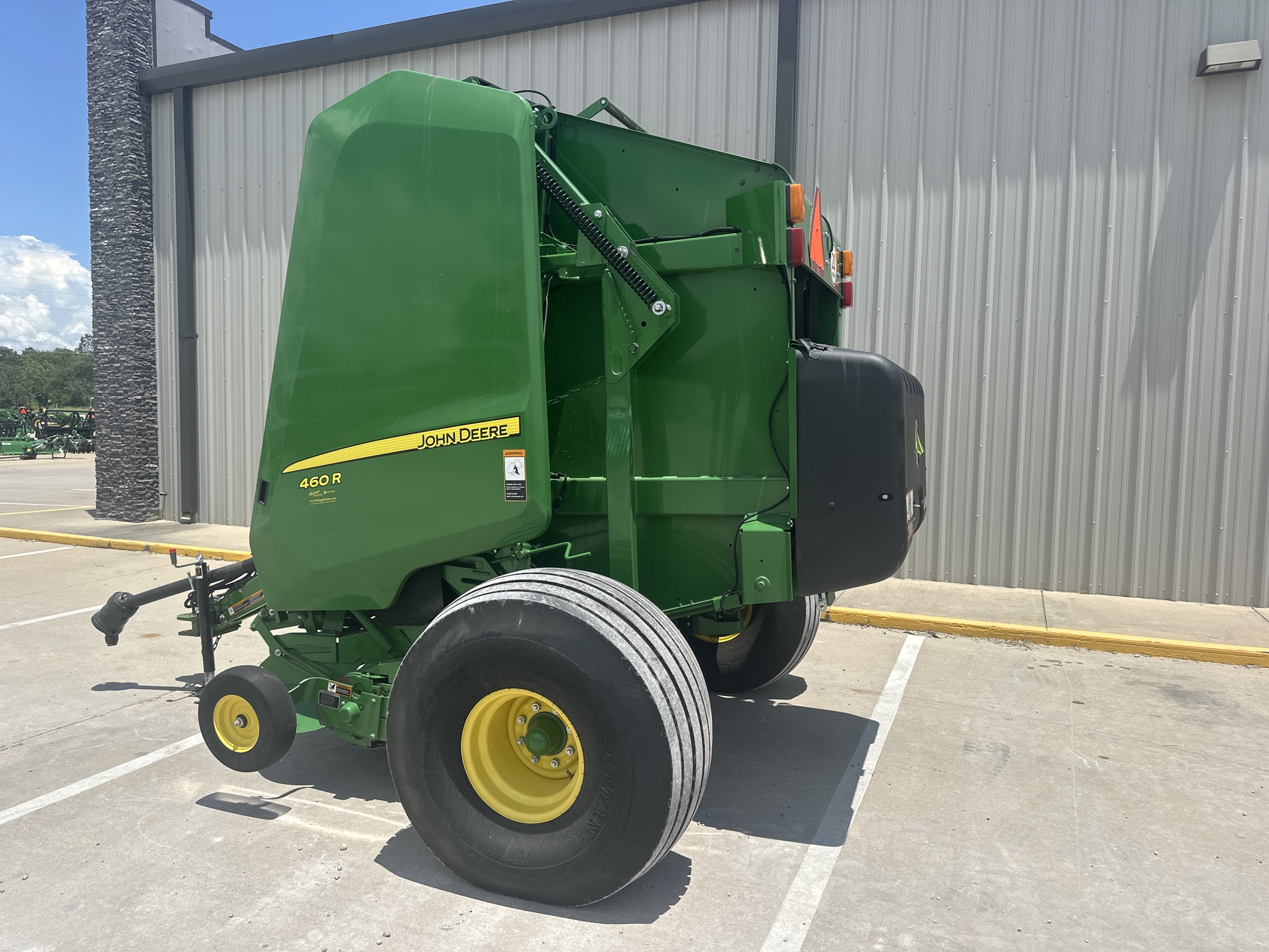 2021 John Deere 460R Image 9