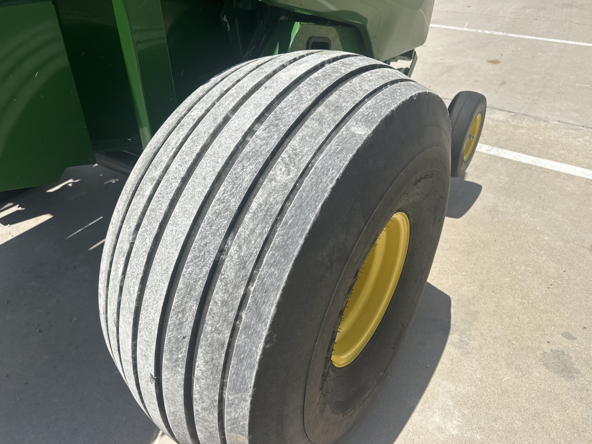 2021 John Deere 460R Image 26