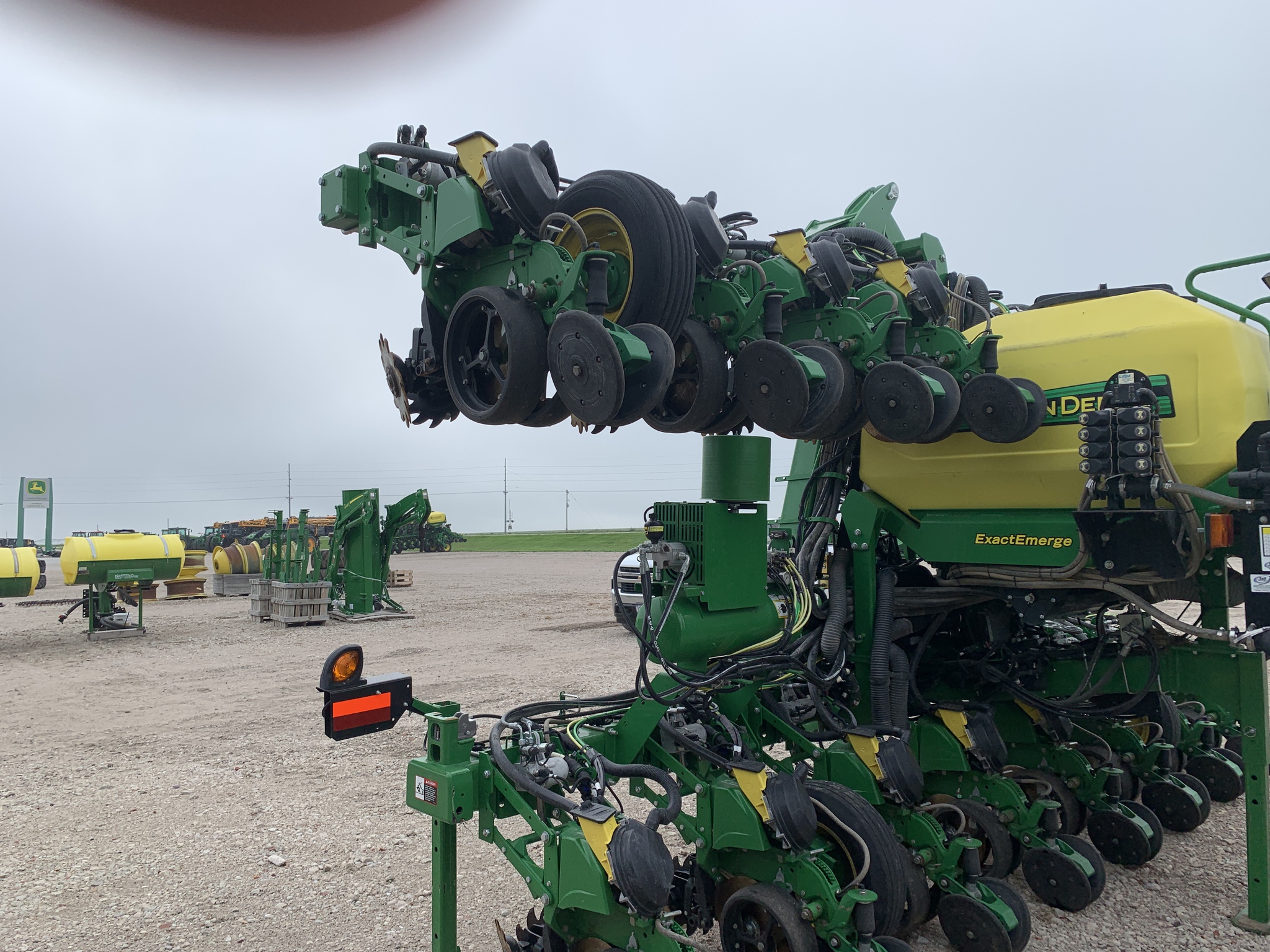 2019 John Deere DR16X Image 6