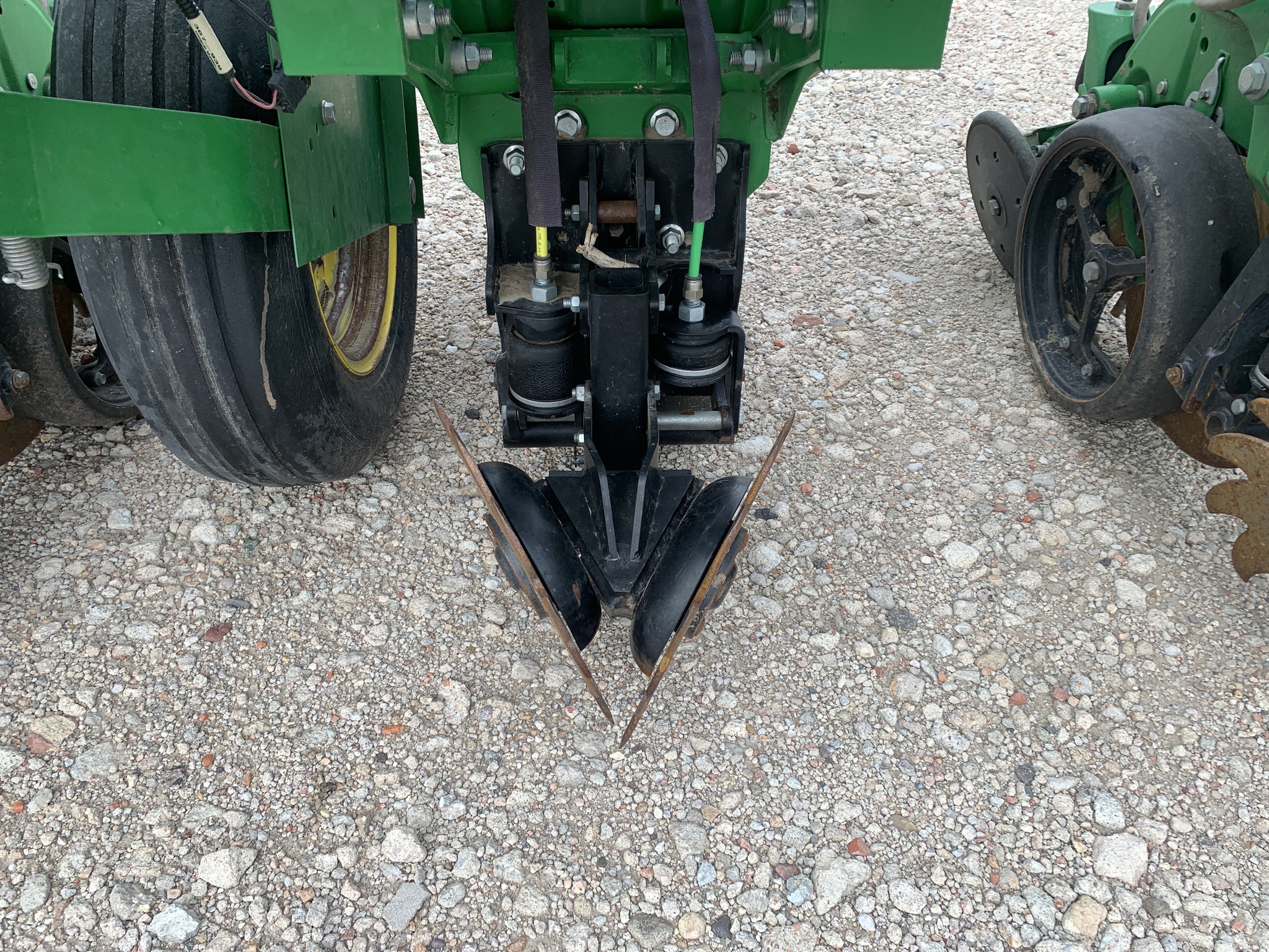 2019 John Deere DR16X Image 12