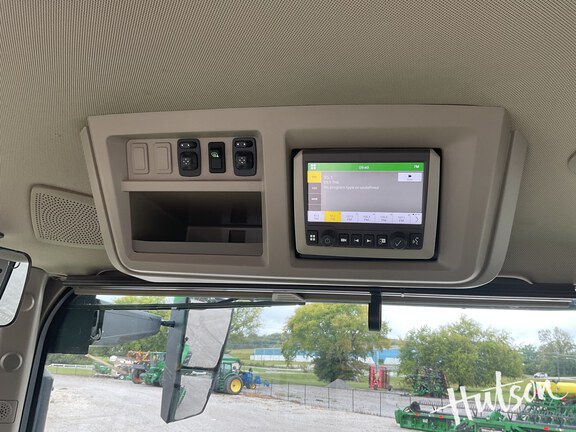 Photo of 2022 John Deere 9RX 490