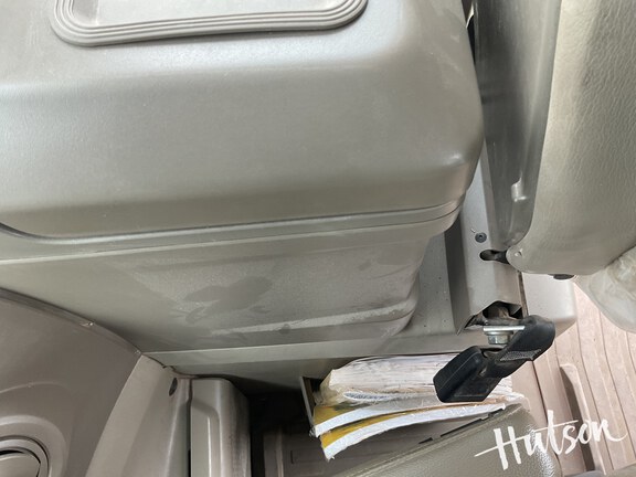 Photo of 2022 John Deere 9RX 490