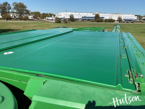 Photo of 2016 John Deere S680