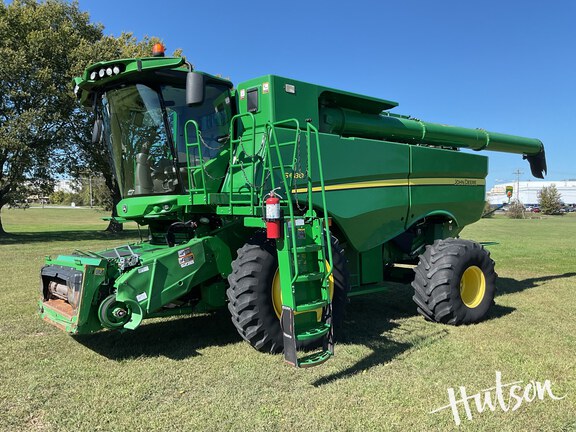 Photo of 2016 John Deere S680