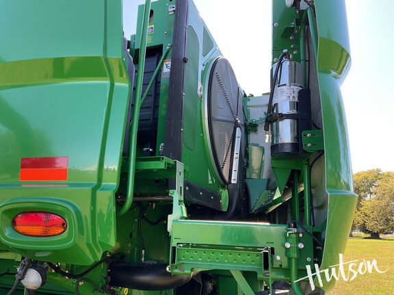 Photo of 2016 John Deere S680