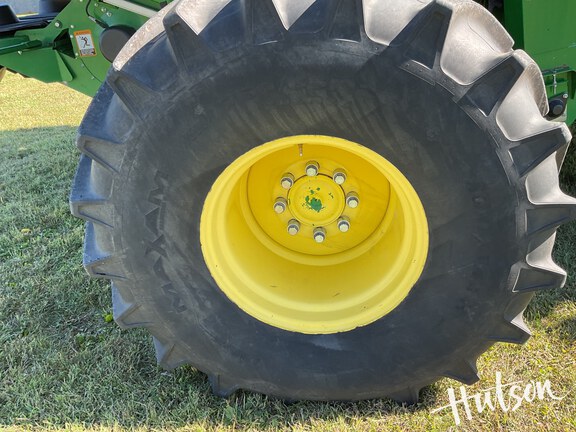 Photo of 2016 John Deere S680