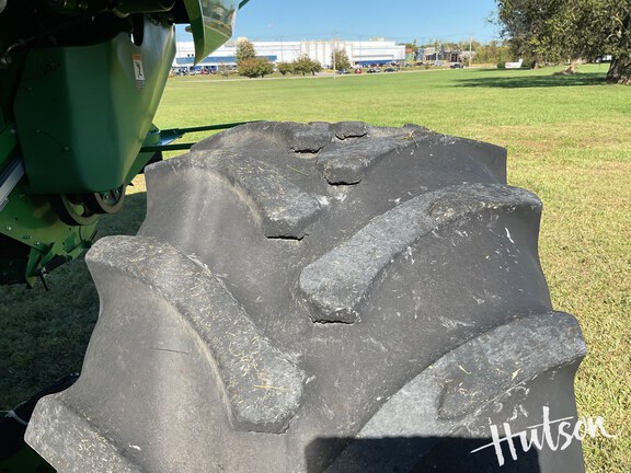 Photo of 2016 John Deere S680