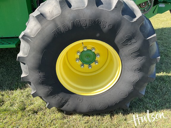 Photo of 2016 John Deere S680