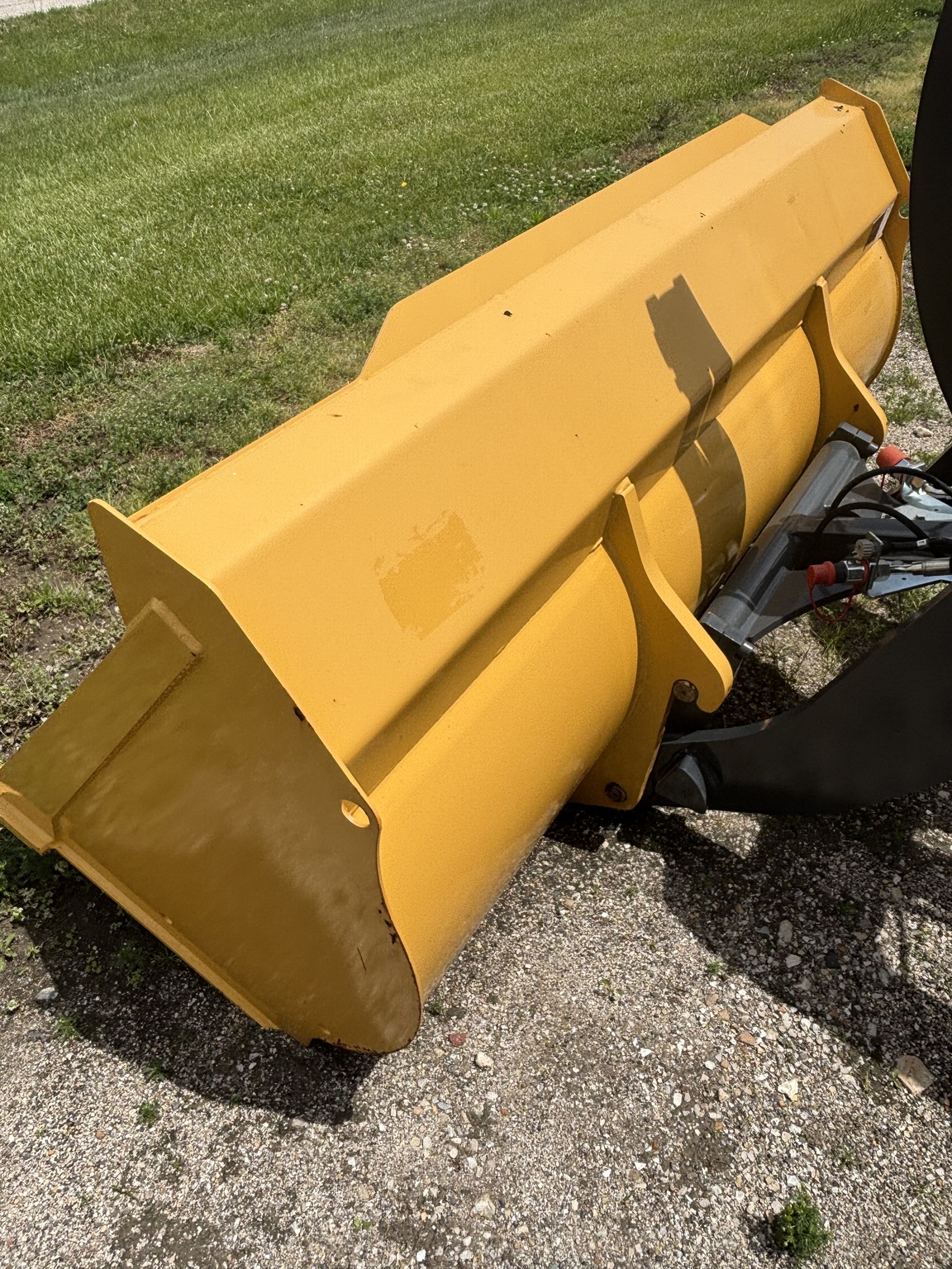  2024 John Deere BYT11582 at Heritage Tractor in Mendota, IL