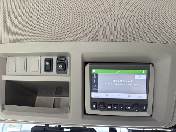 2024 John Deere 616R - Photo15