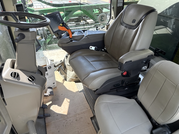 2024 John Deere 616R - Photo14