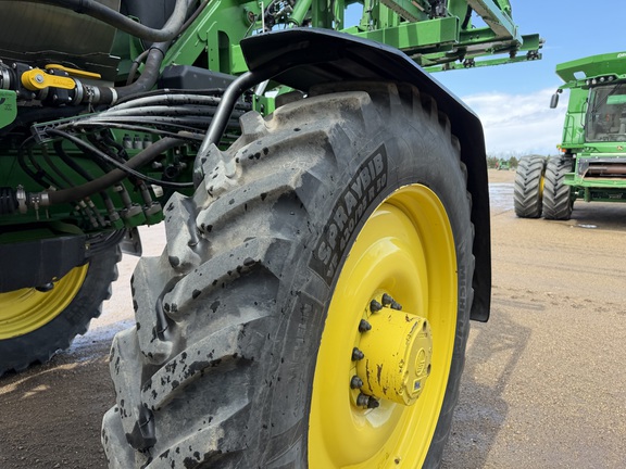 2024 John Deere 616R - Photo16