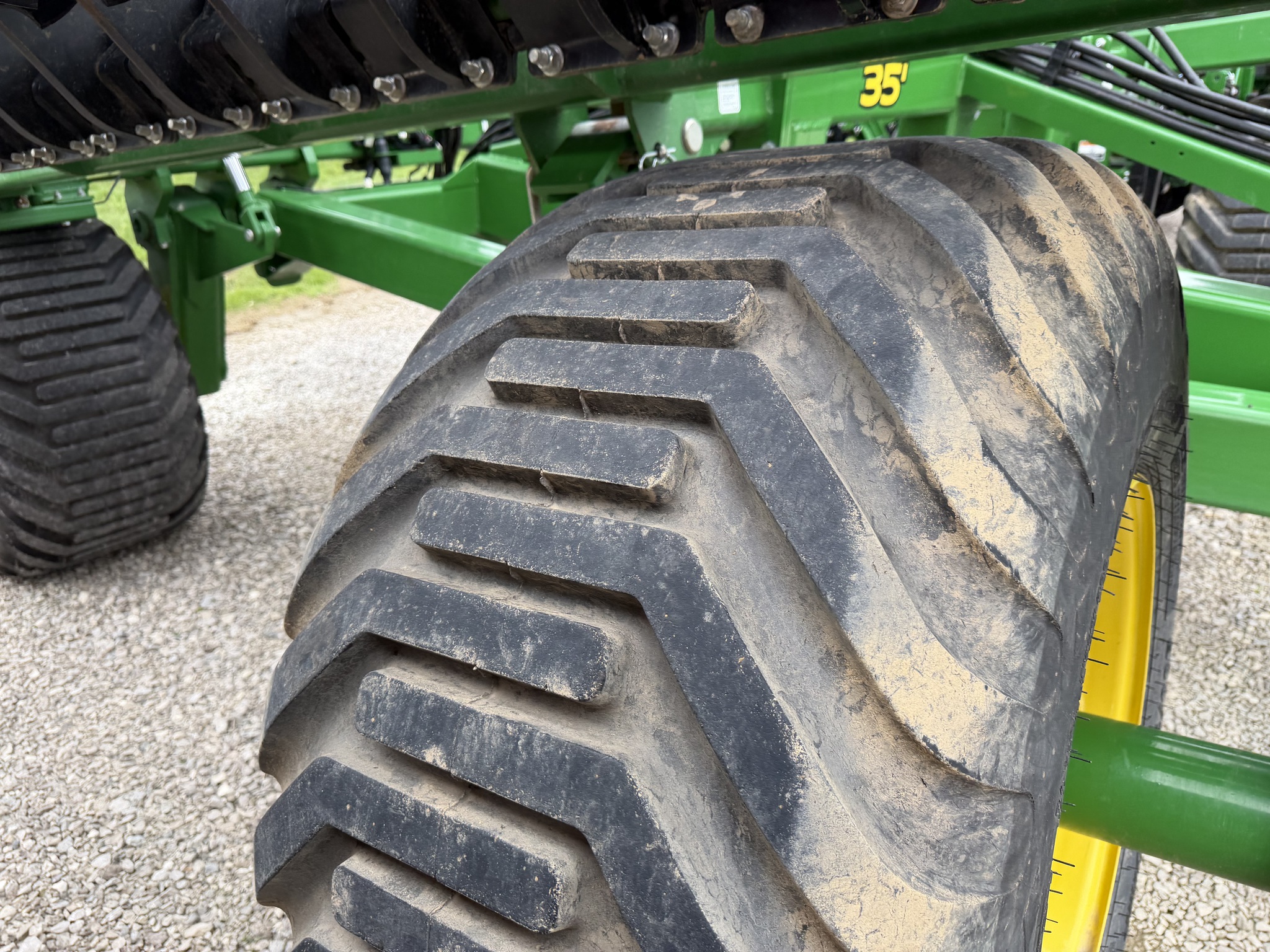 2025 John Deere 2680H Image 9