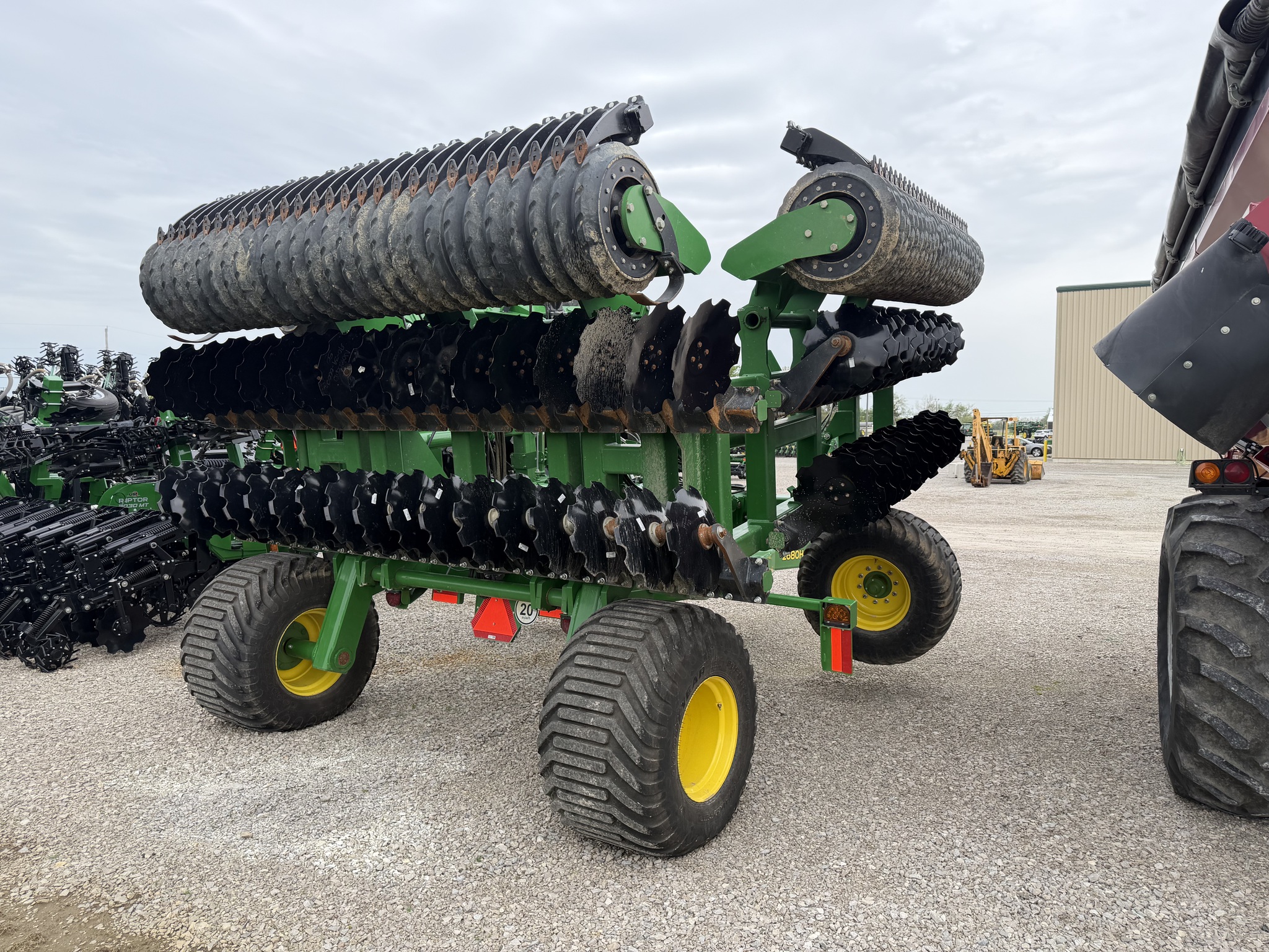 2025 John Deere 2680H Image 4