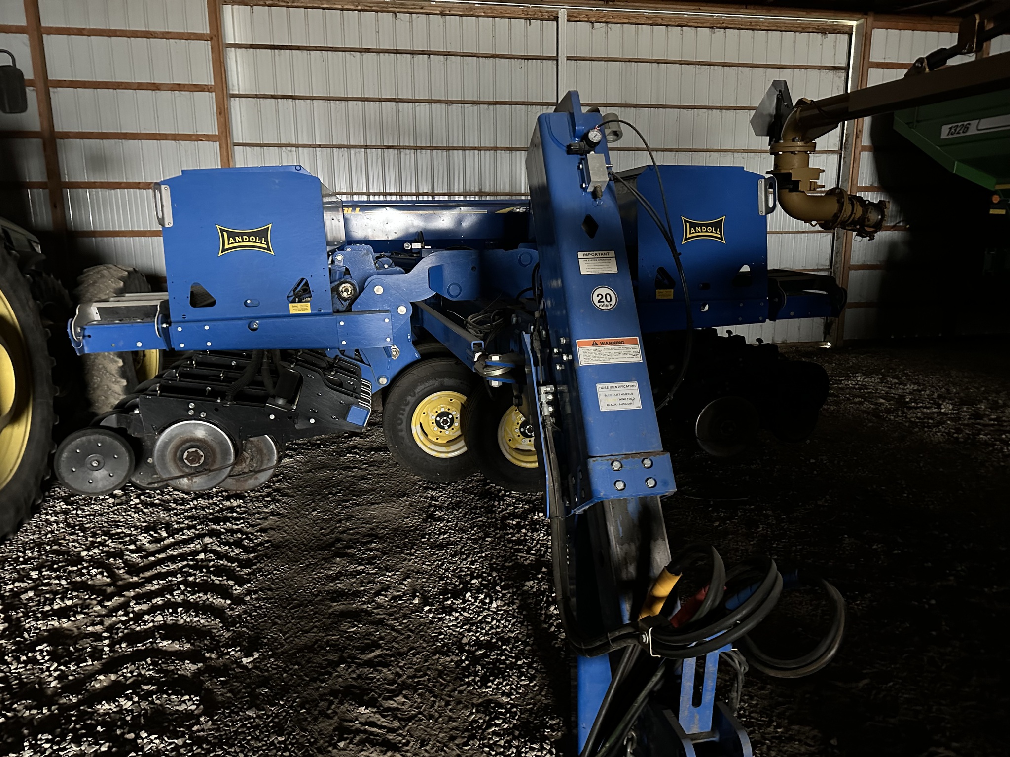 2017 Landoll 5531 Image 5