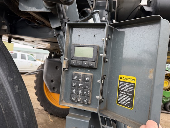 2024 Hagie STS16 - Photo28