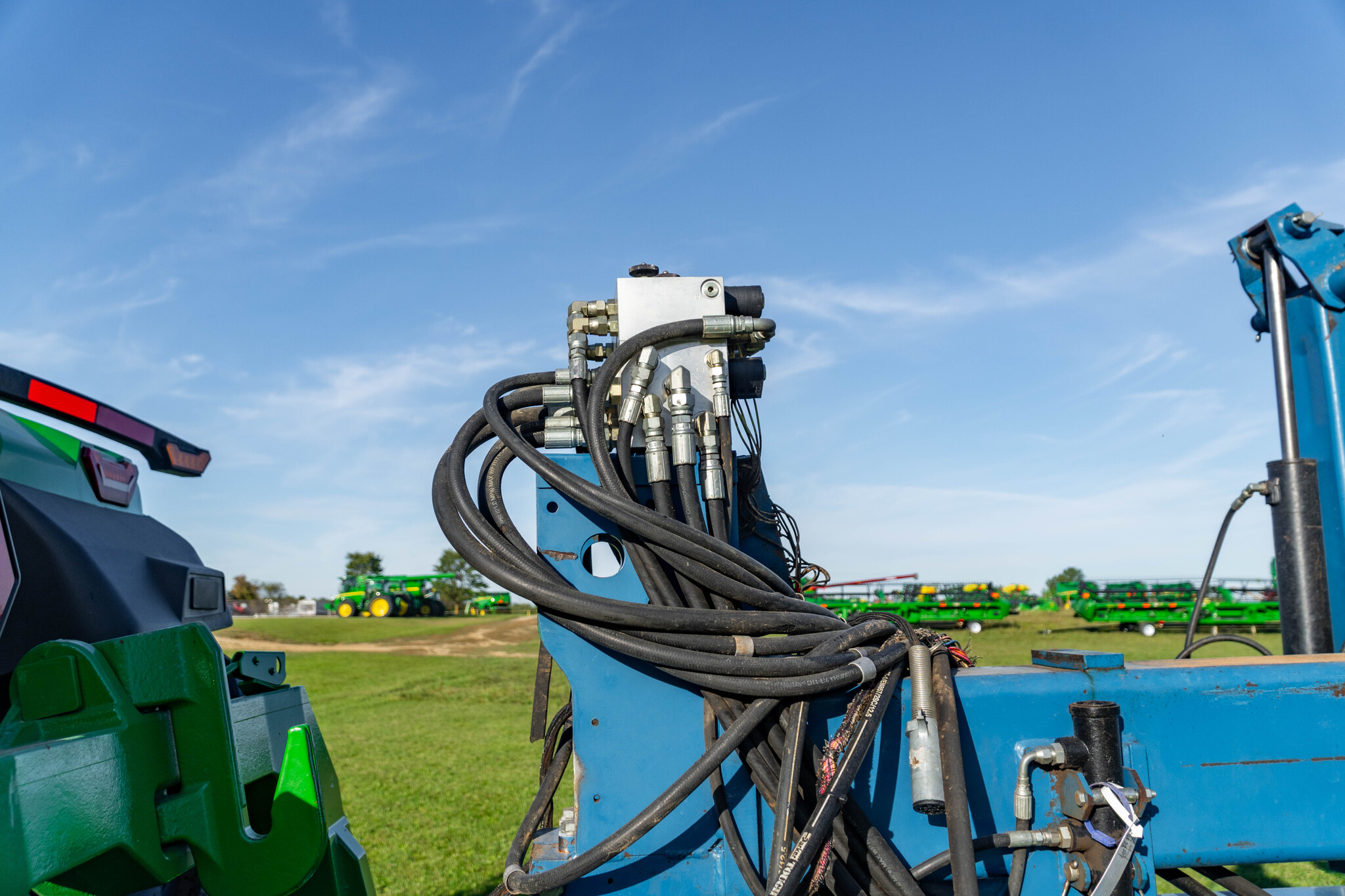 Used 2010 Kinze 3800 ASD Planters: Drawn at Koenig Equipment in Anna, OH - PhotoXL9