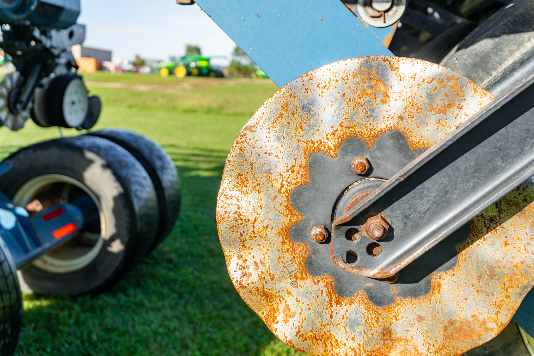 Used 2010 Kinze 3800 ASD Planters: Drawn at Koenig Equipment in Anna, OH - PhotoXL14