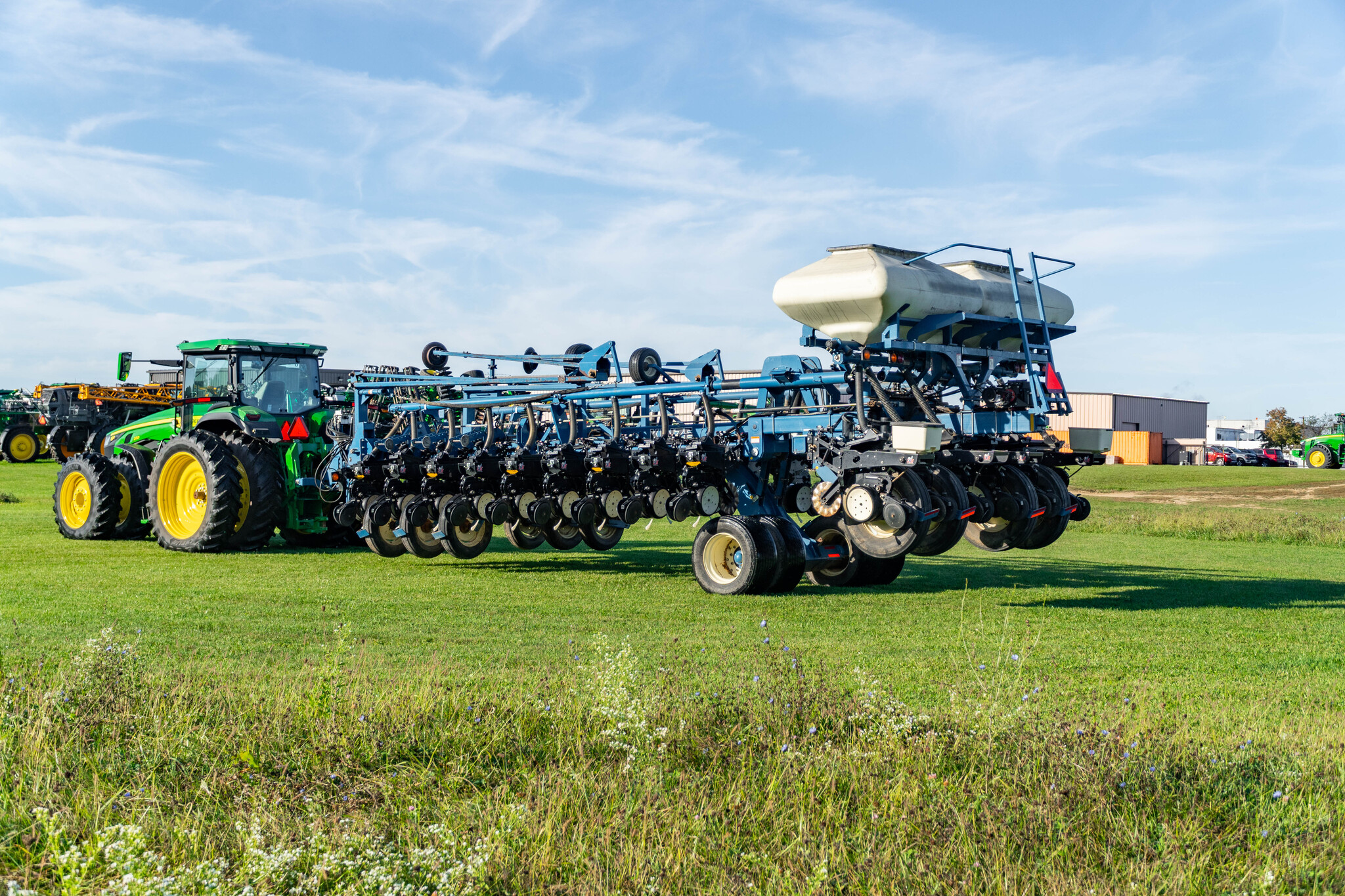 Used 2010 Kinze 3800 ASD Planters: Drawn at Koenig Equipment in Anna, OH - PhotoXL2