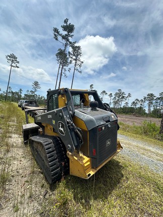 2023 John Deere 333G