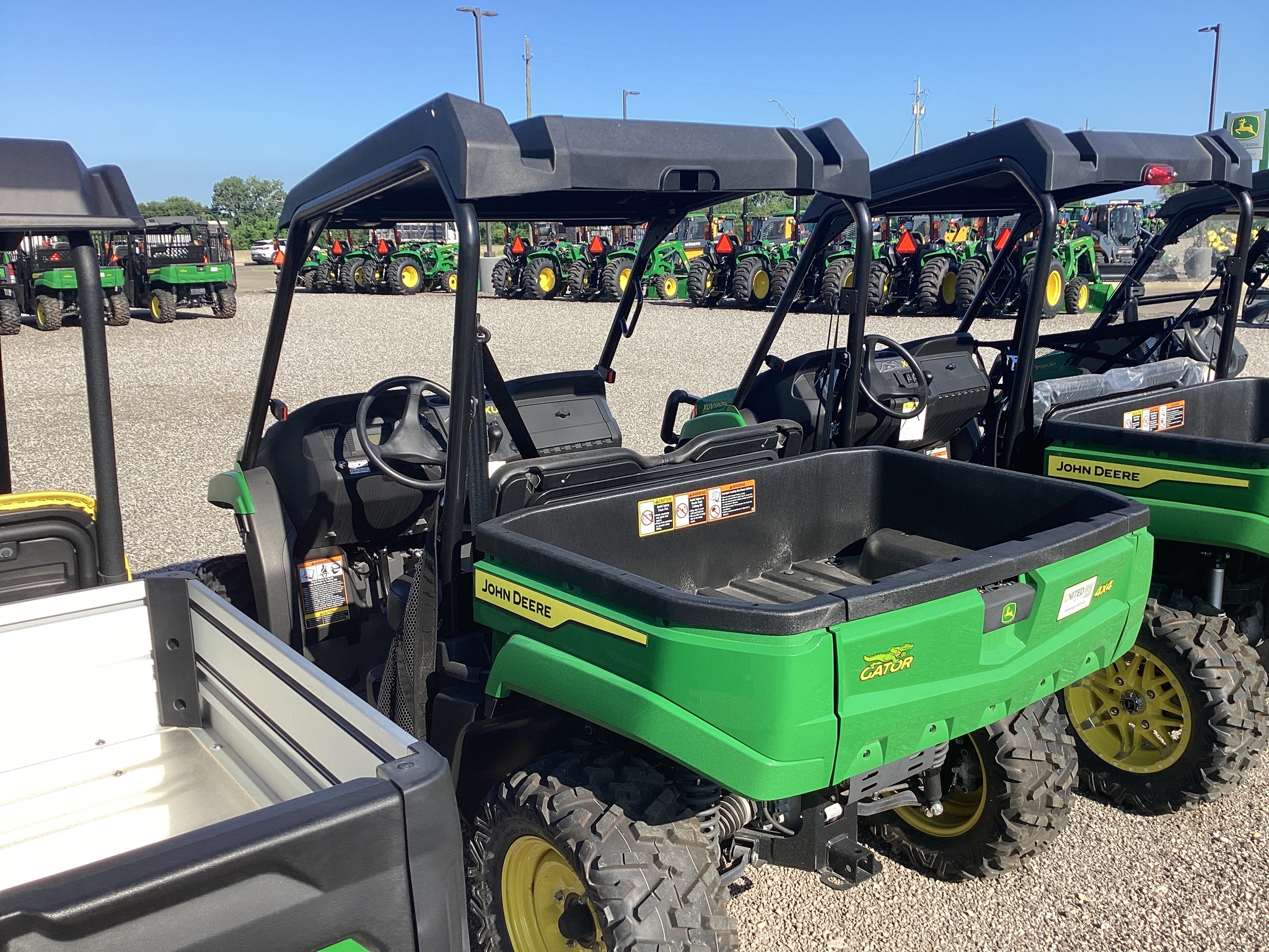2024 John Deere 560e Image 7