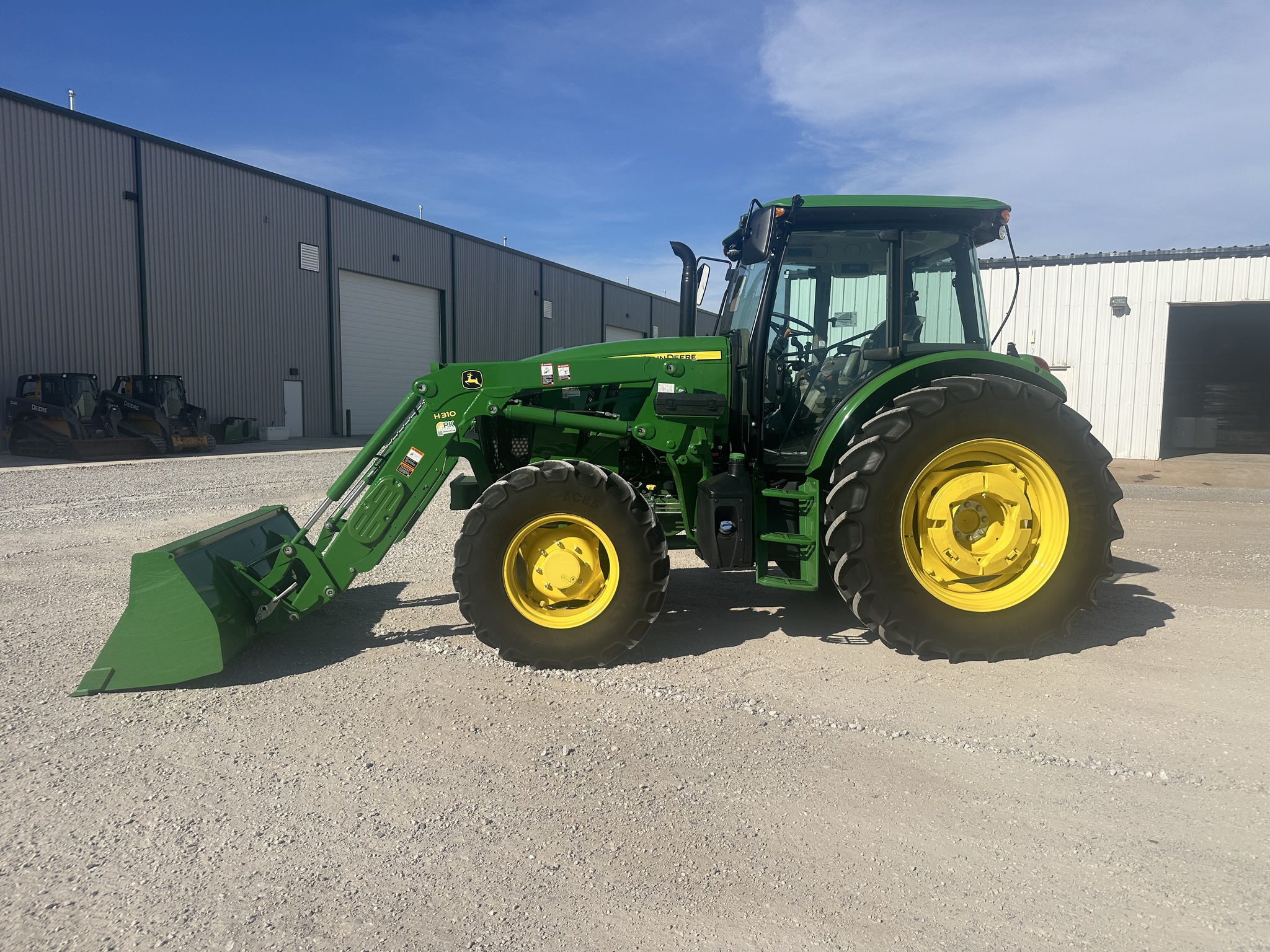 2024 John Deere 6105E Image 2