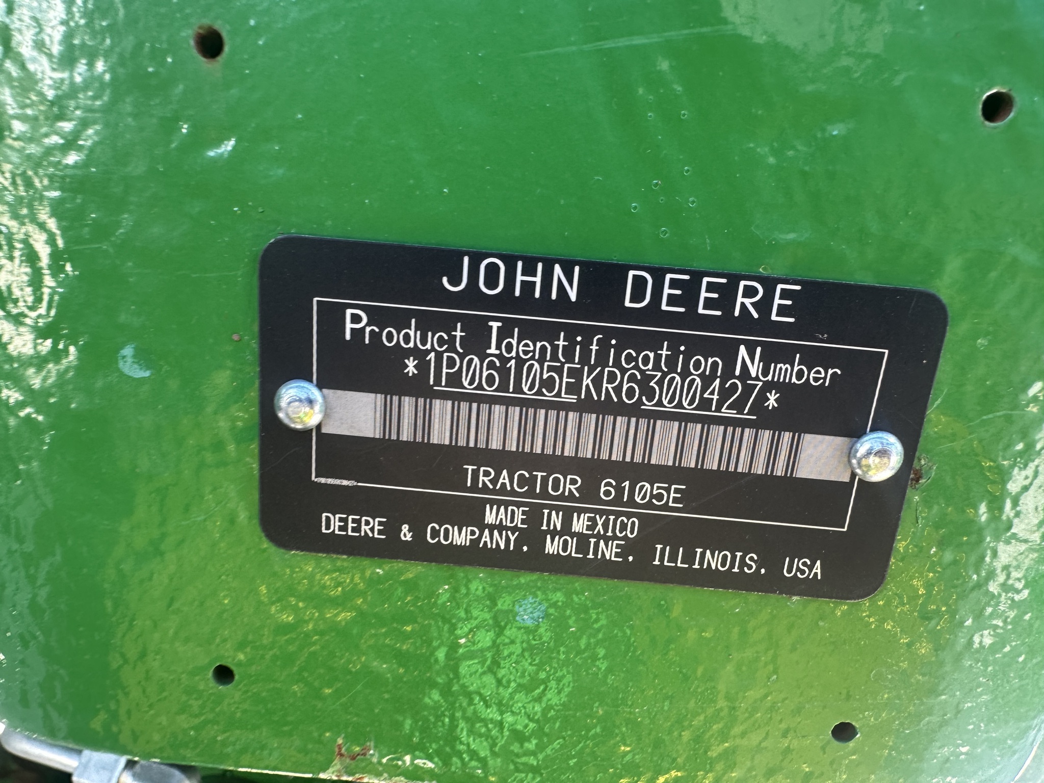 2024 John Deere 6105E Image 19