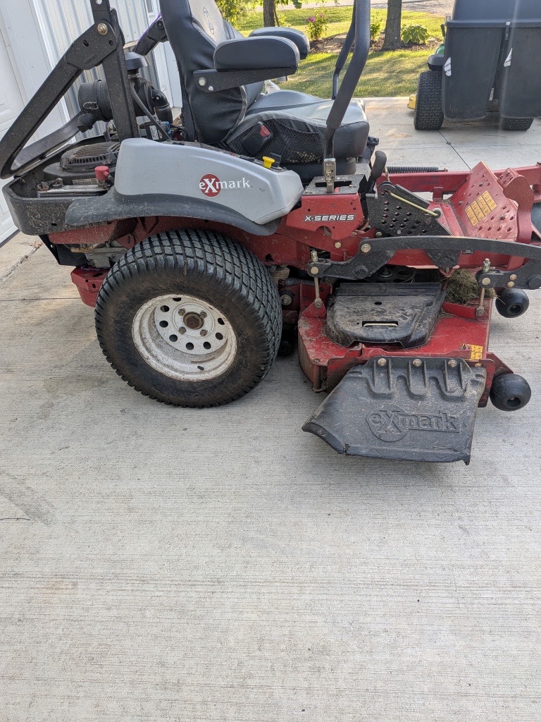 2018 Exmark LZX940EKC Image 5