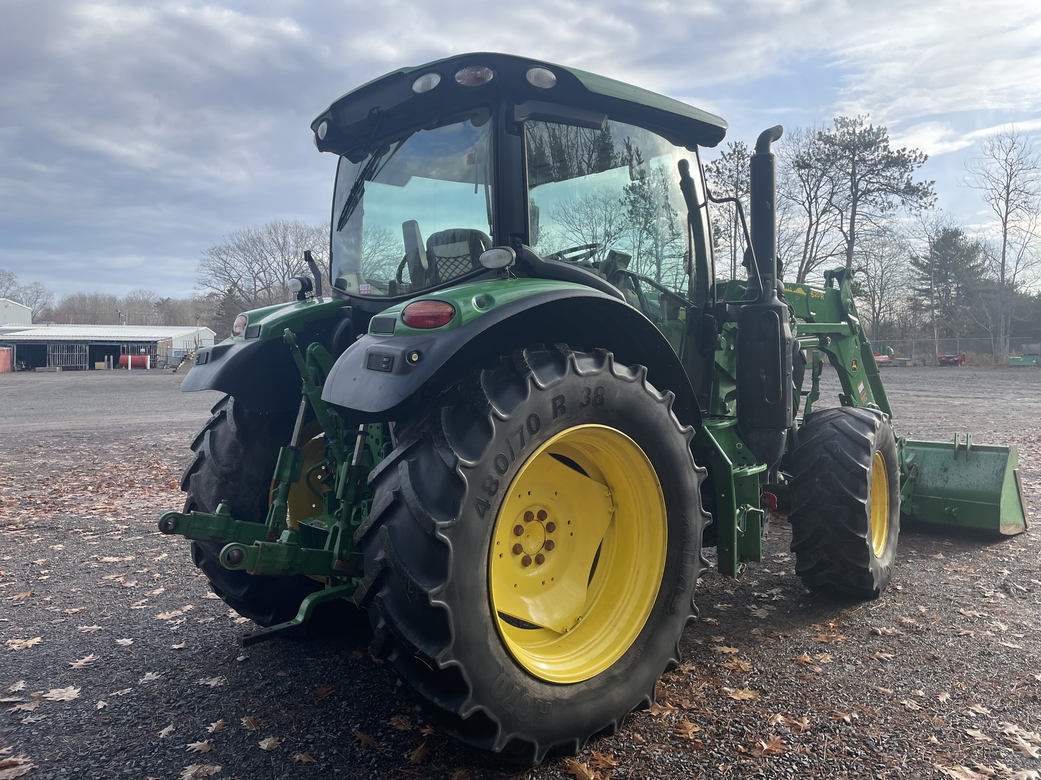 2019 John Deere 6120R Image 3