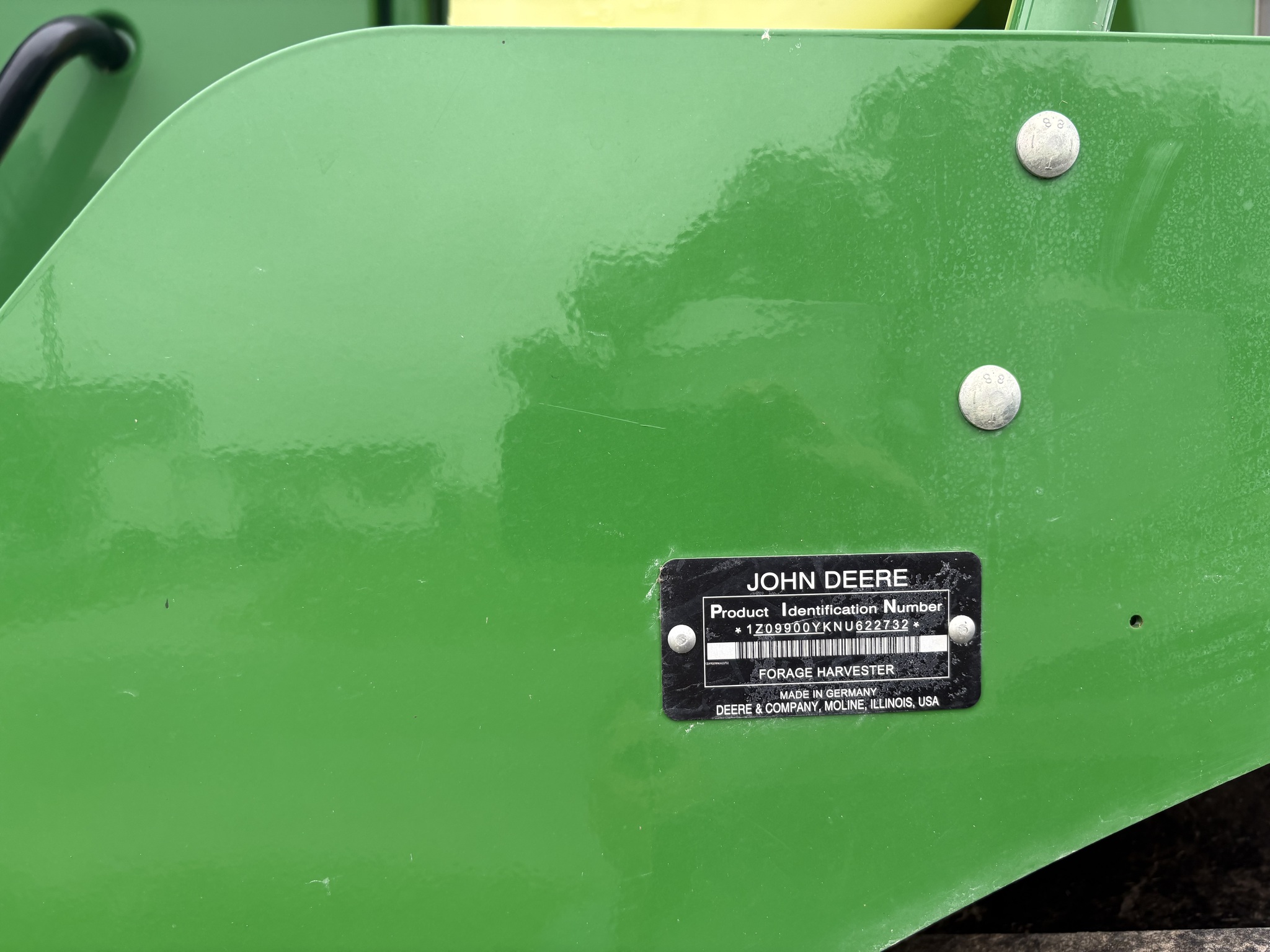 2022 John Deere 9900 Image 2