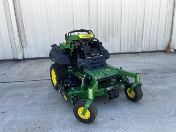 2026 John Deere Q820M