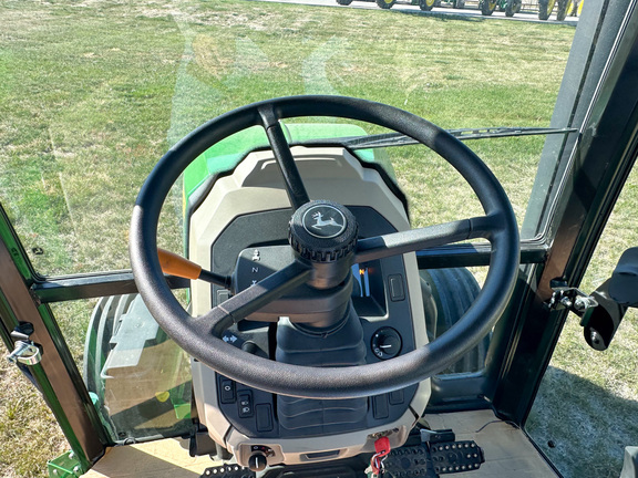 2024 John-Deere 5060E