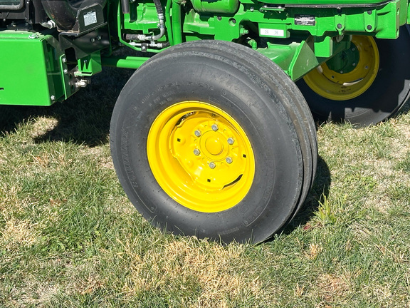 2024 John-Deere 5060E