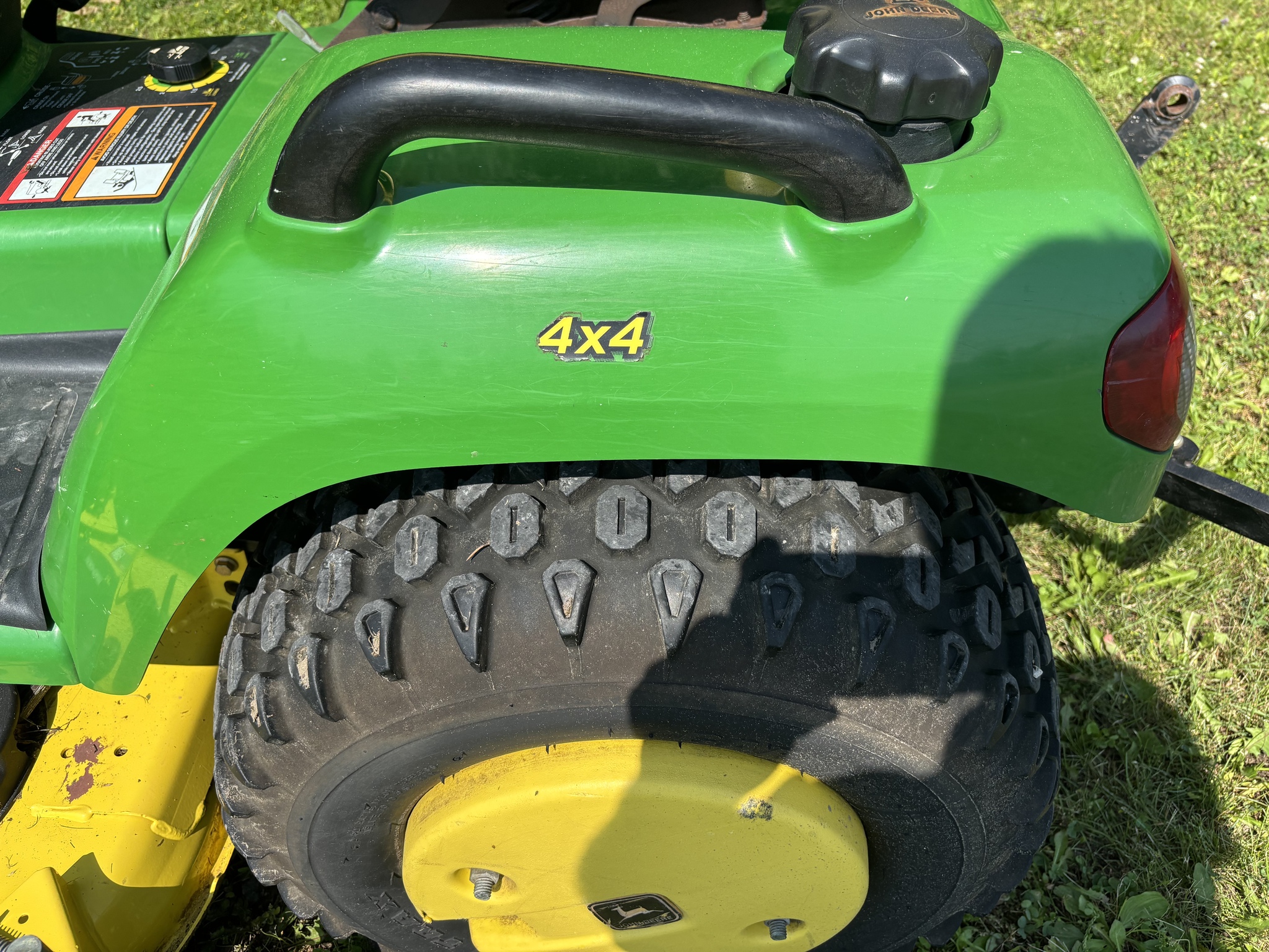 John Deere X728 Image 7
