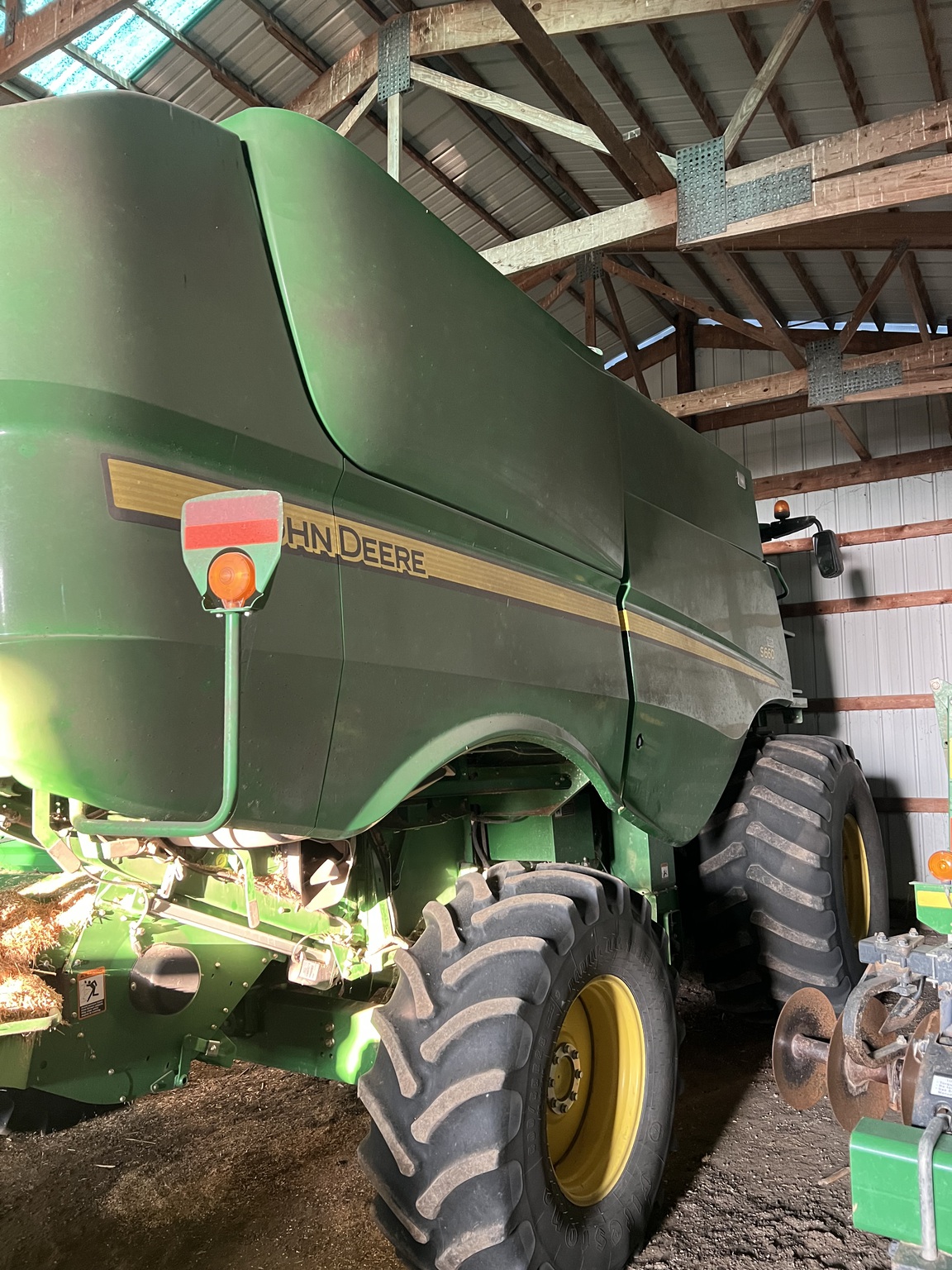 2012 John Deere S660 Image 1