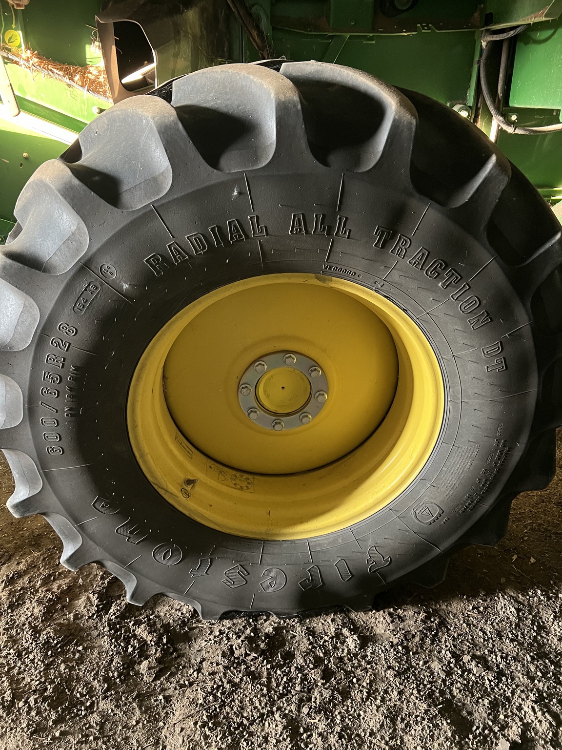 2012 John Deere S660 Image 2