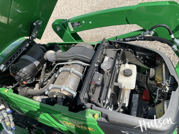Photo of 2024 John Deere 3038E