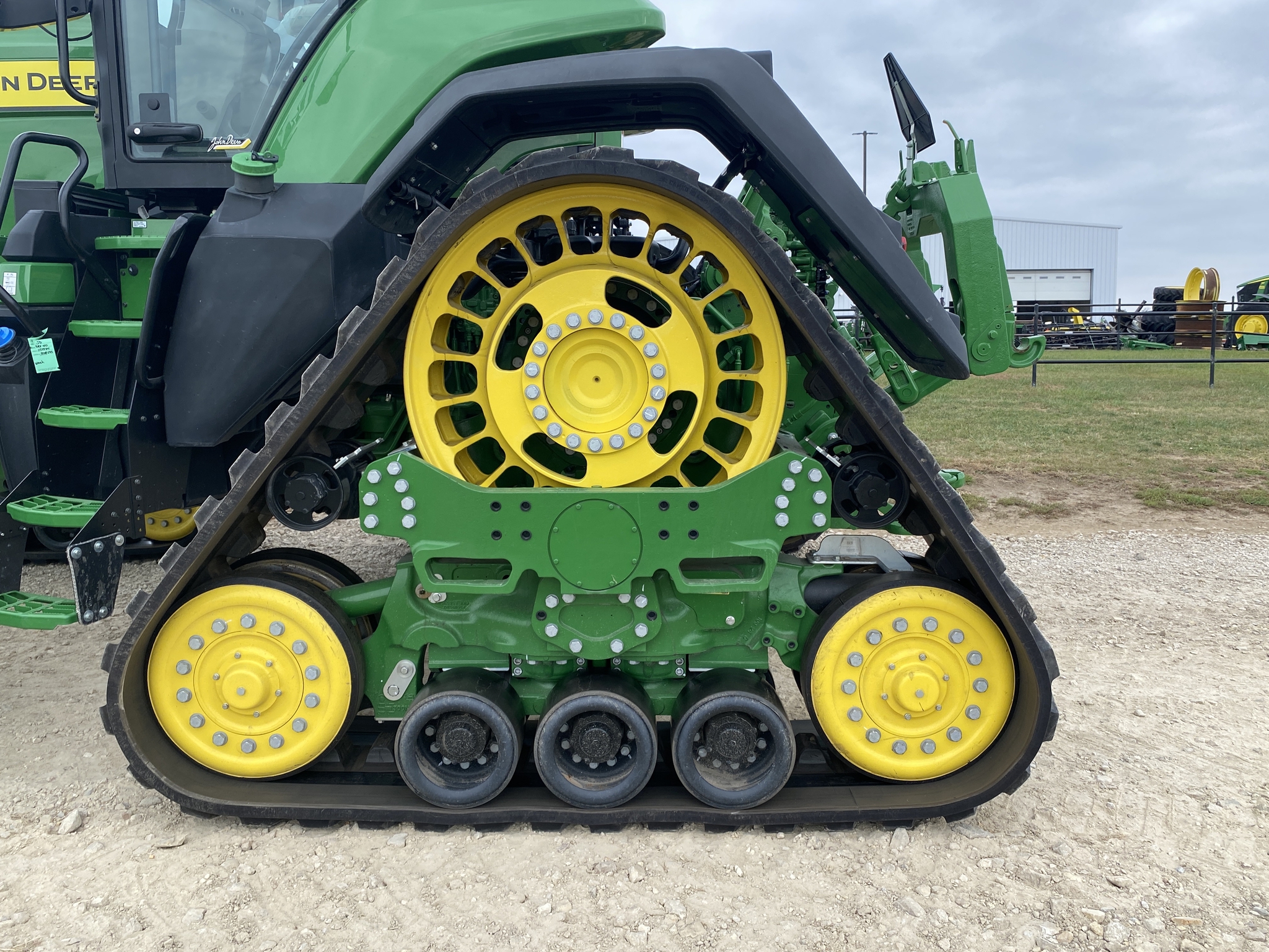 2024 John Deere 8RX 410 Image 16