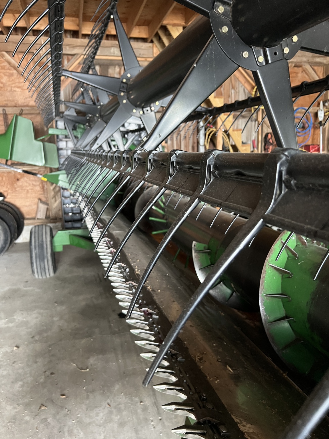 2002 John Deere 920 Image 4