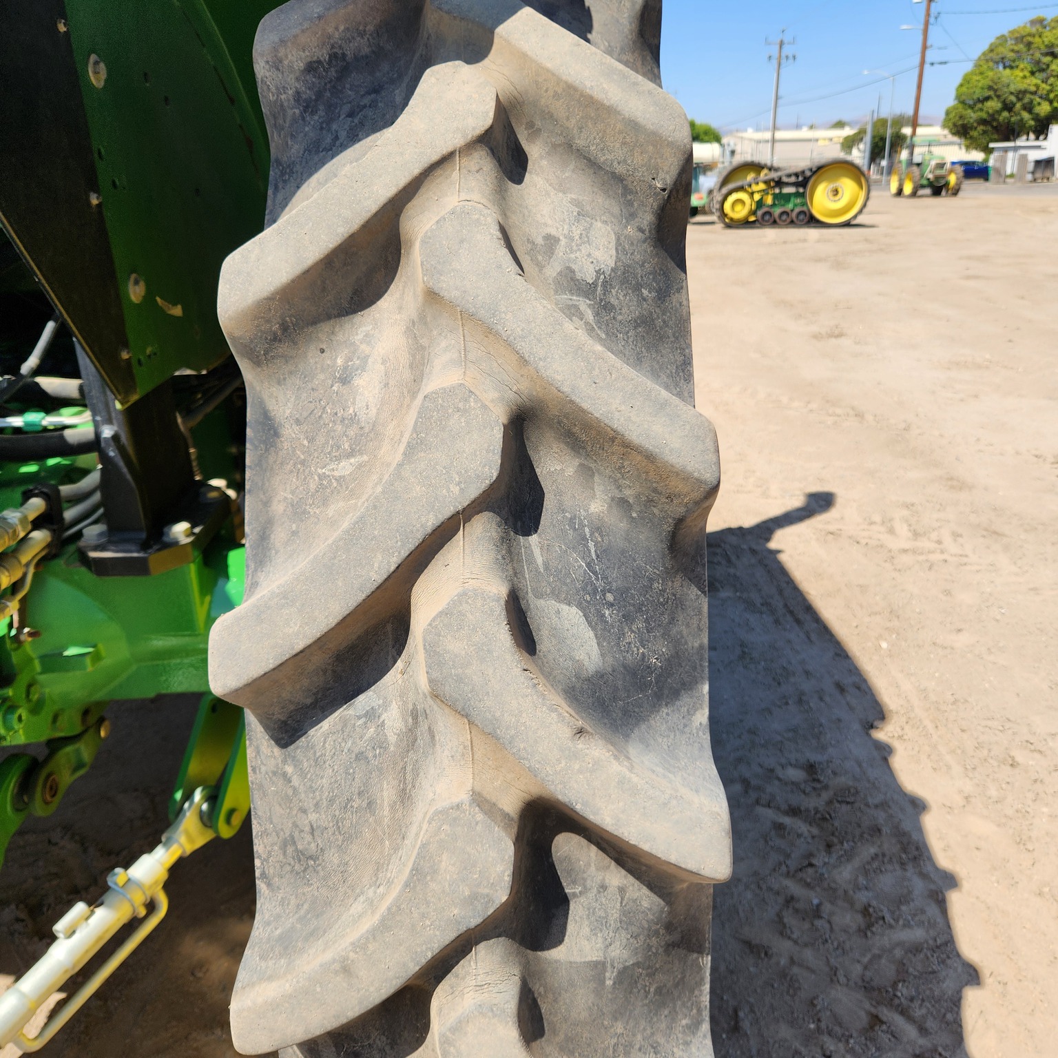 2018 John Deere 6130M Image 10