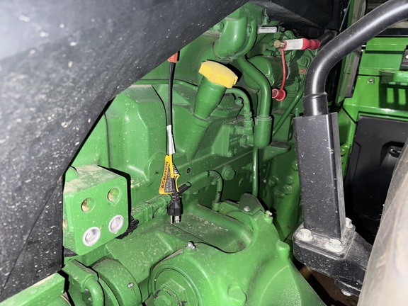 Photo of 2022 John Deere 8R 340