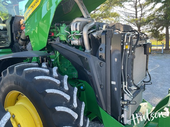 Photo of 2022 John Deere 8R 340