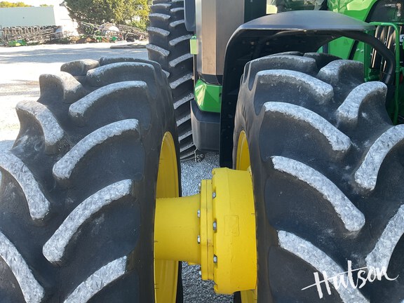 Photo of 2022 John Deere 8R 340