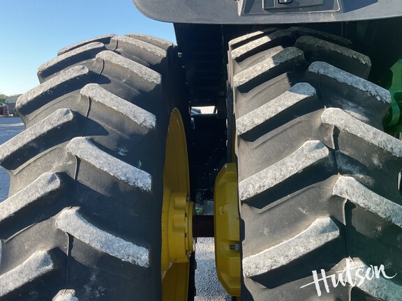 Photo of 2022 John Deere 8R 340