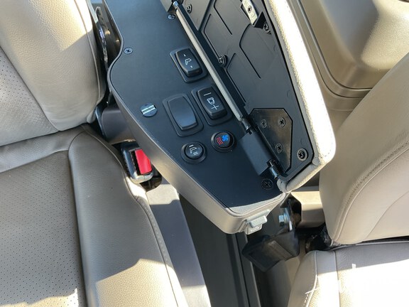 Photo of 2022 John Deere 8R 340