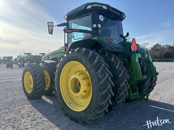 Photo of 2022 John Deere 8R 340