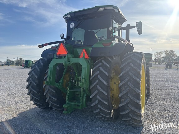Photo of 2022 John Deere 8R 340