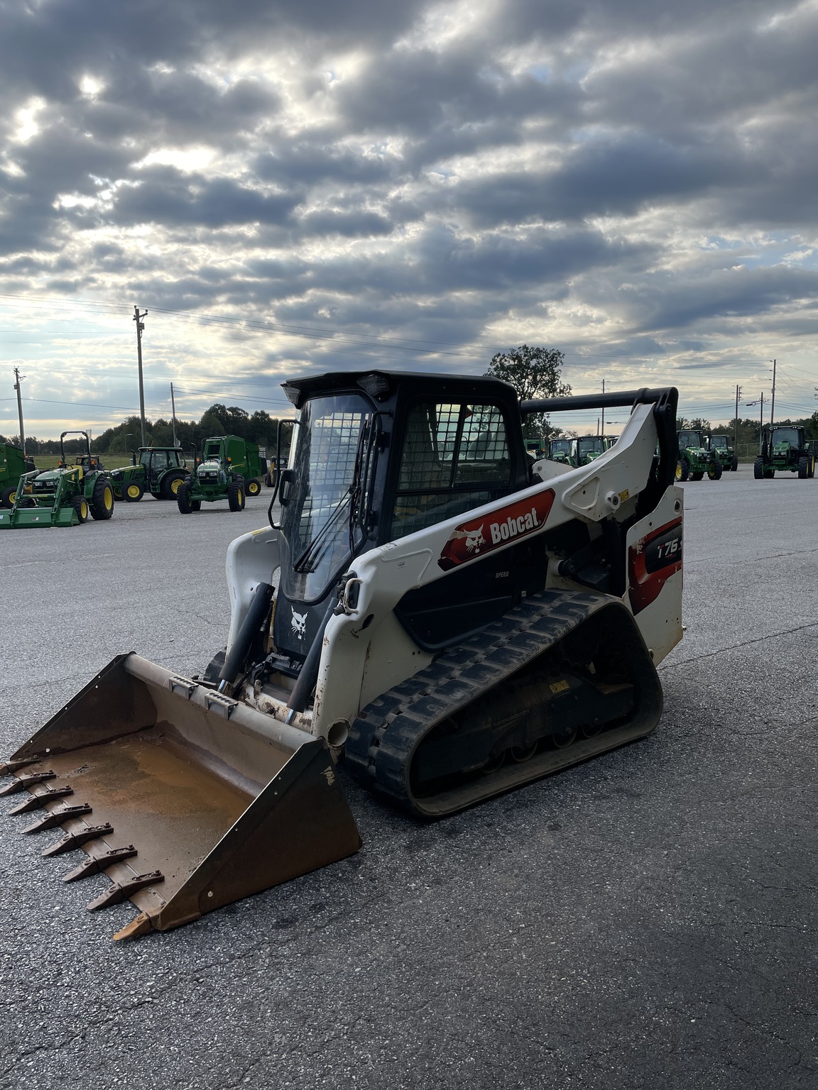 2020 Bobcat T76 Image 1
