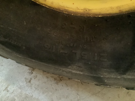 Photo of 1989 John Deere 2155