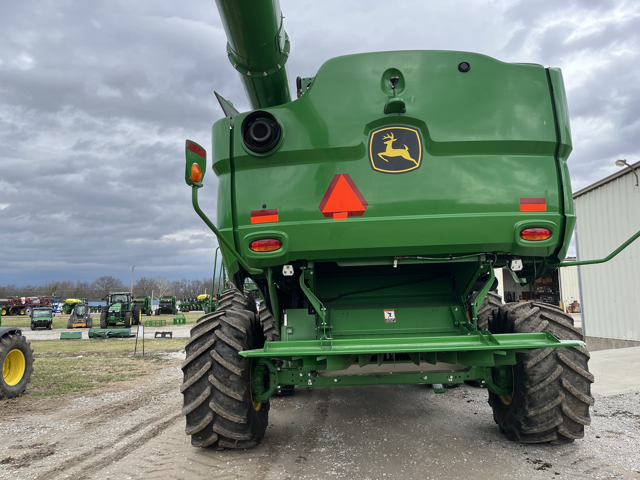  2024 John Deere S770 at Heritage Tractor in Clinton, MO